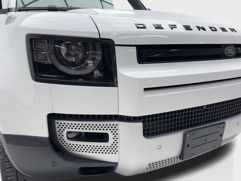 2024 Land Rover Defender L663 - Image 3 of 21