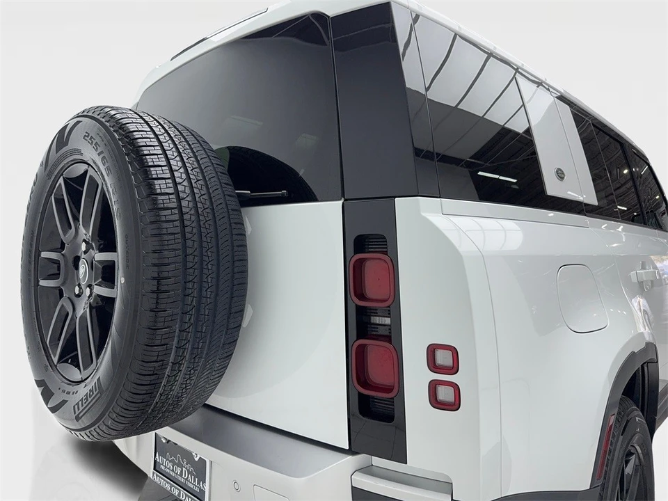2024 Land Rover Defender L663 - Image 9 of 12