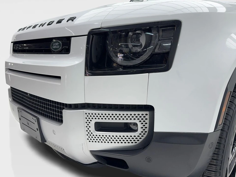 2024 Land Rover Defender L663 - Image 5 of 21