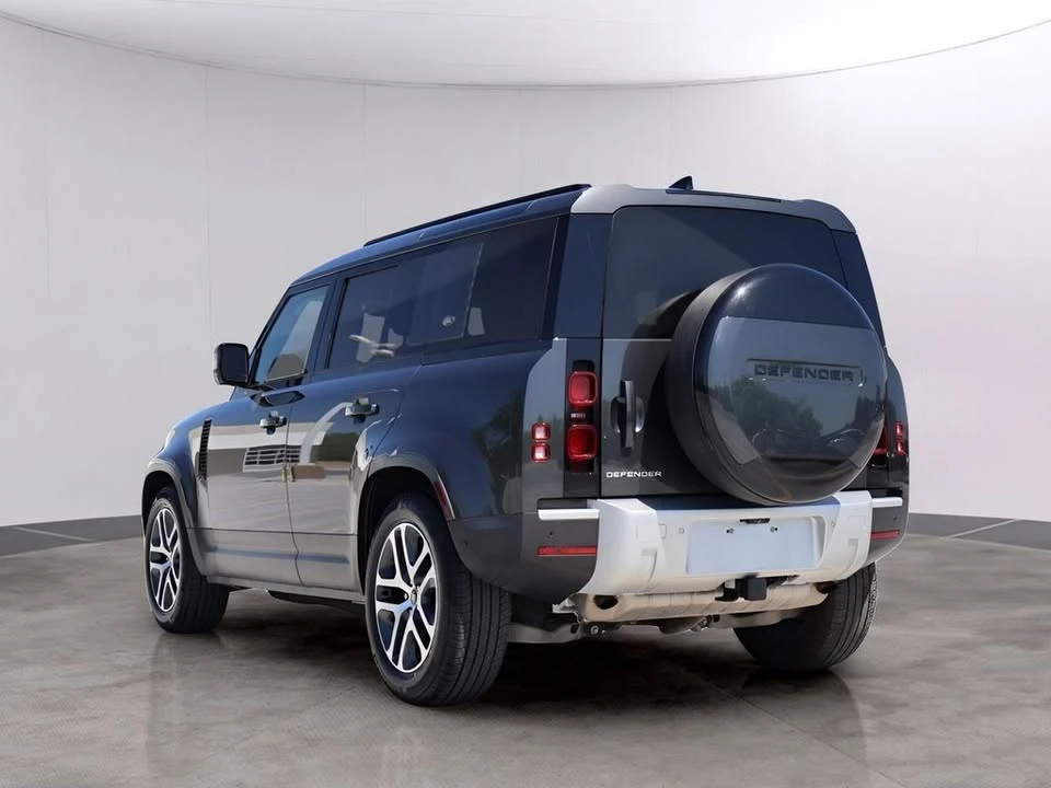 2024 Land Rover Defender L663 - Image 5 of 20