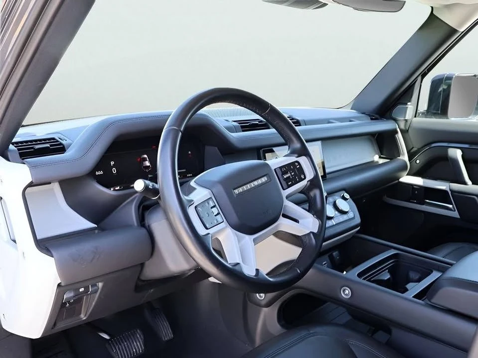 2024 Land Rover Defender L663 - Image 16 of 20