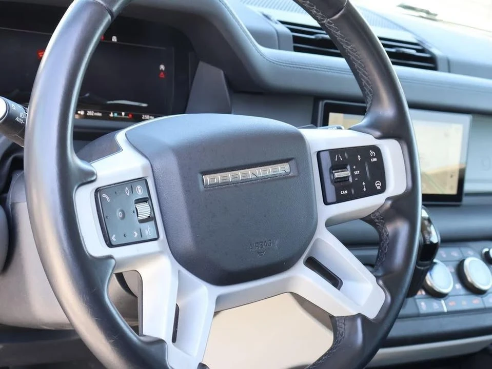 2024 Land Rover Defender L663 - Image 17 of 20