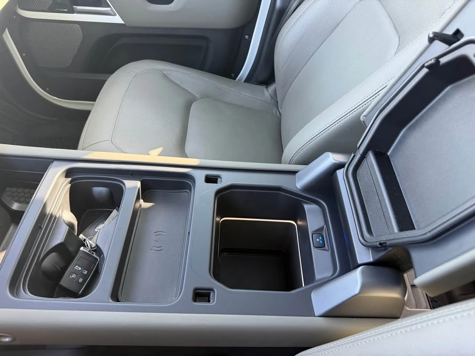 2024 Land Rover Defender L663 - Image 13 of 14