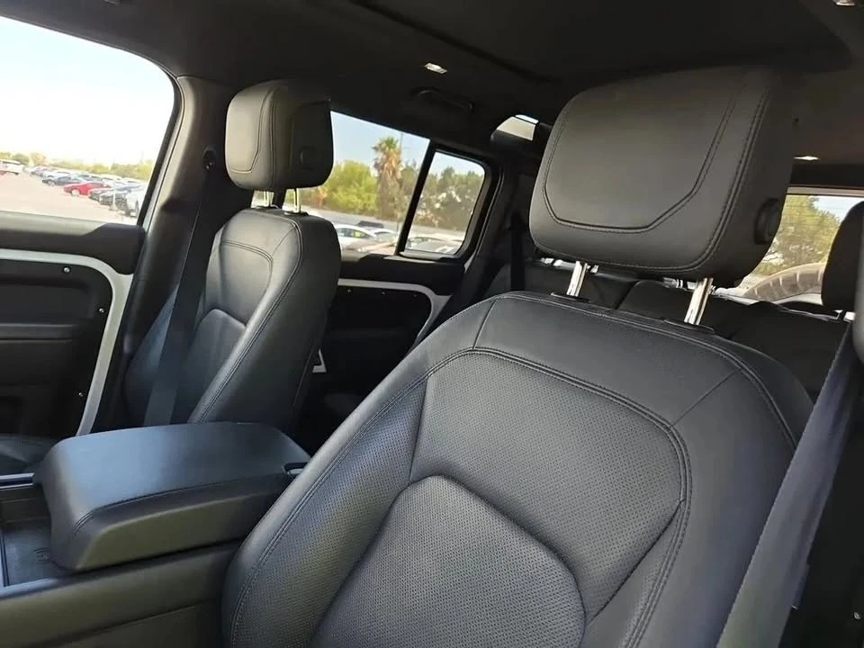 2024 Land Rover Defender L663 - Image 7 of 8