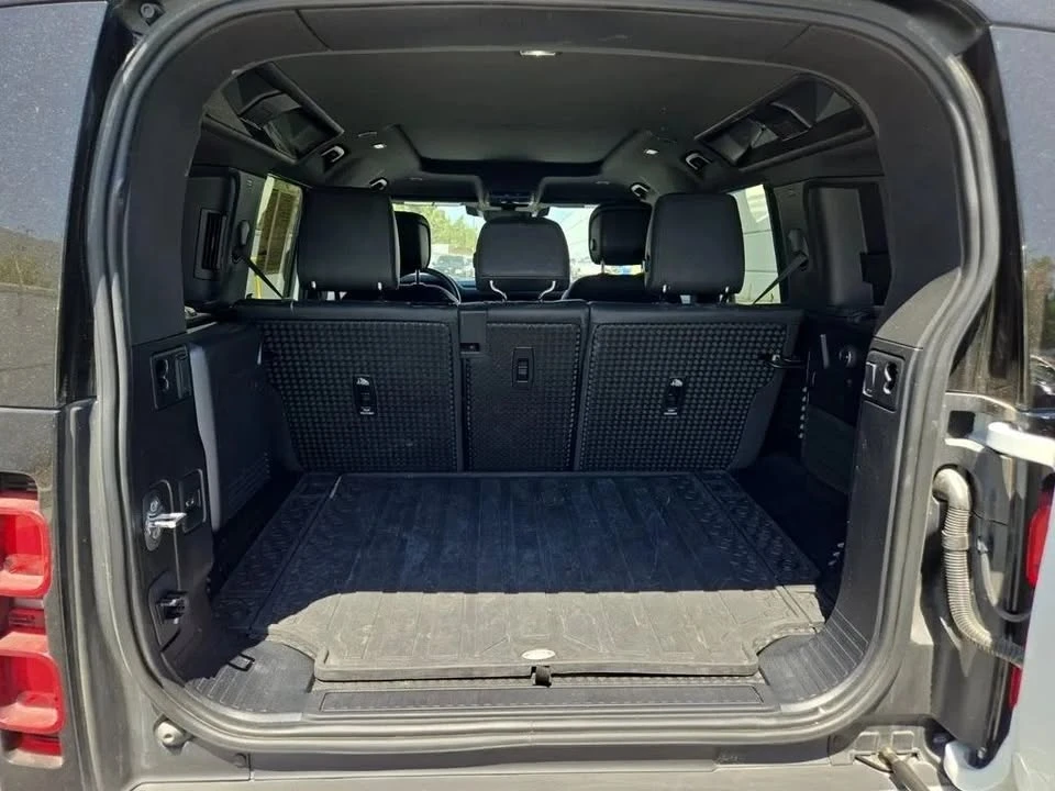2024 Land Rover Defender L663 - Image 8 of 8