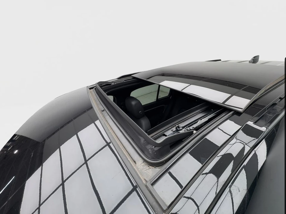 2024 Land Rover Defender L663 - Image 16 of 21