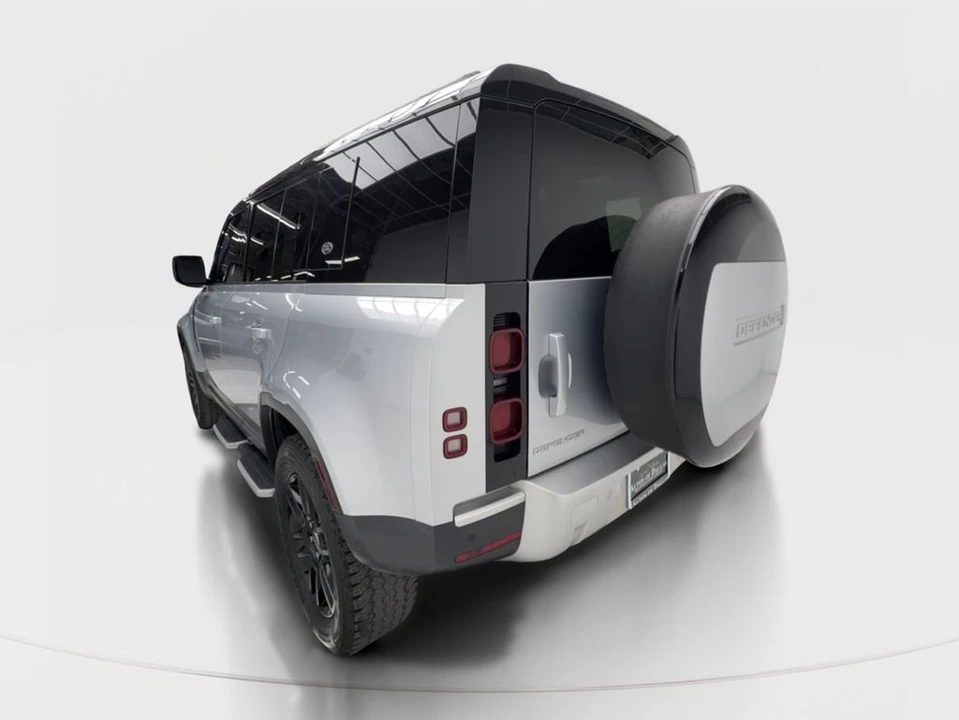 2024 Land Rover Defender L663 - Image 10 of 21
