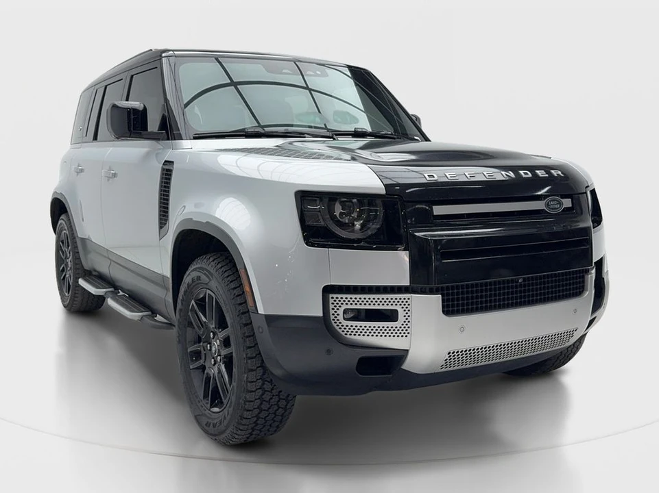 2024 Land Rover Defender L663 - Image 2 of 31