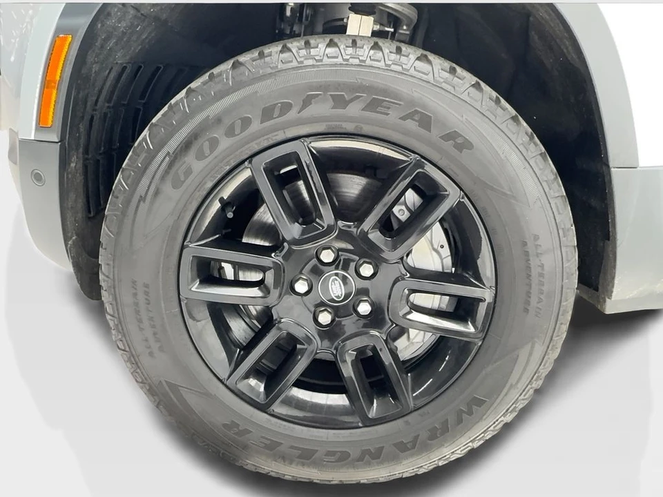 2024 Land Rover Defender L663 - Image 12 of 21
