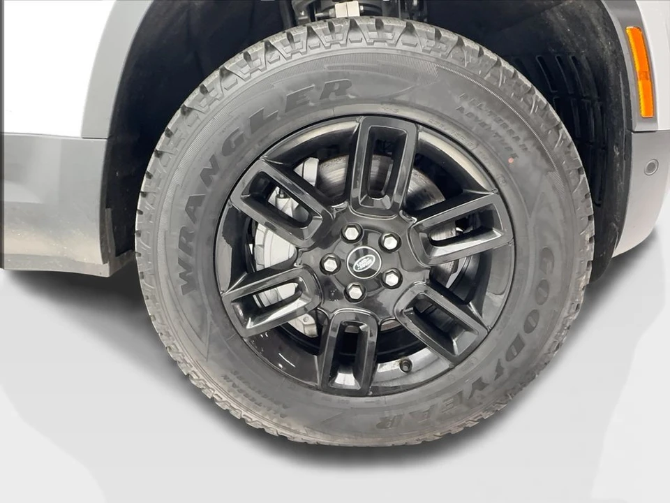 2024 Land Rover Defender L663 - Image 13 of 21