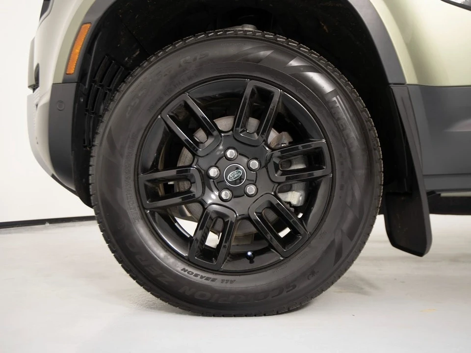 2024 Land Rover Defender L663 - Image 14 of 21