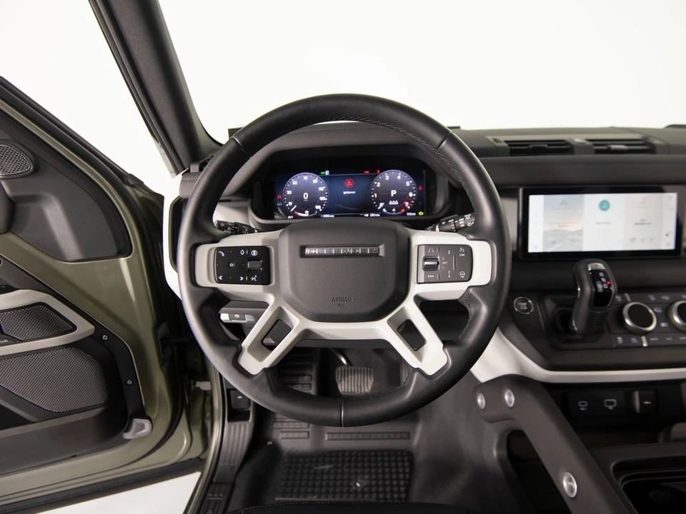 2024 Land Rover Defender L663 - Image 19 of 21