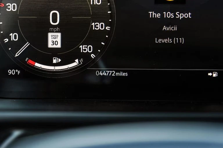 2024 Land Rover Defender L663 - Image 10 of 19