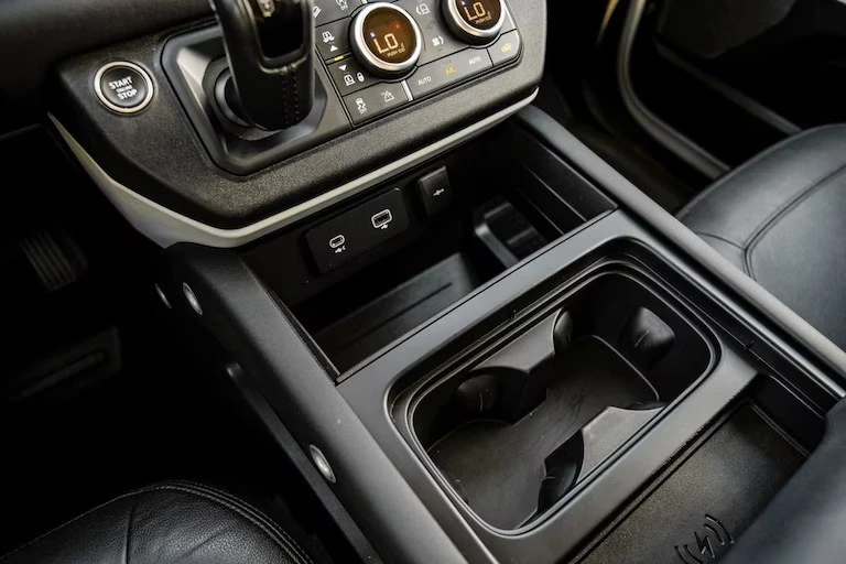 2024 Land Rover Defender L663 - Image 11 of 19
