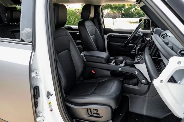 2024 Land Rover Defender L663 - Image 15 of 19