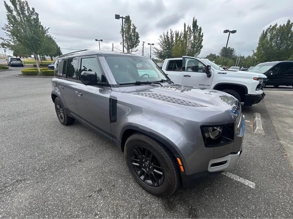 2024 Land Rover Defender L663 - Image 3 of 12