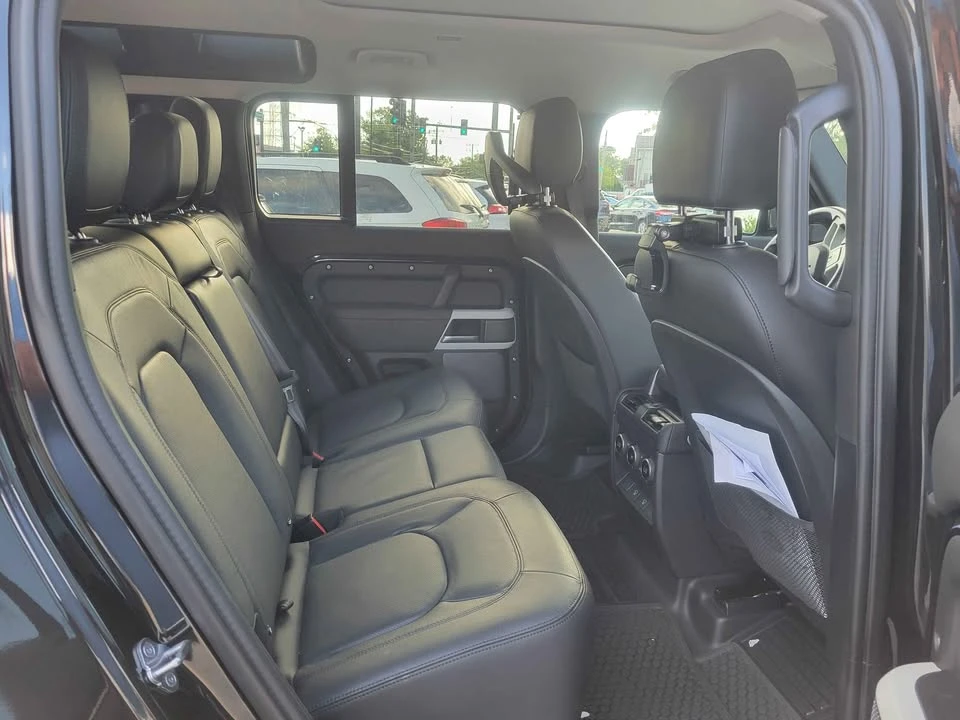 2024 Land Rover Defender L663 - Image 12 of 19