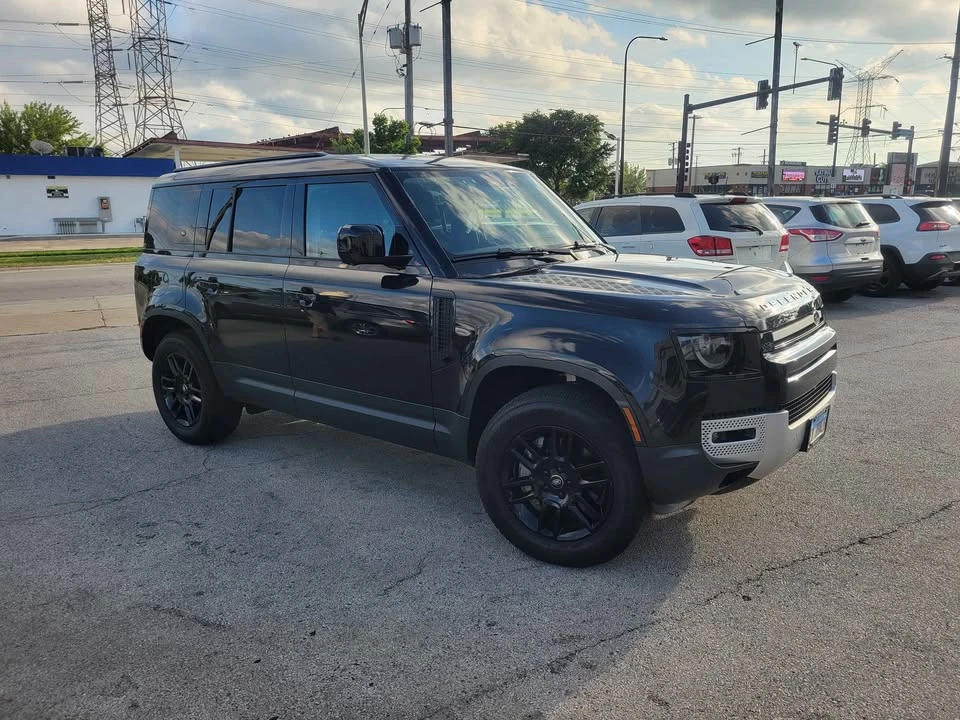 2024 Land Rover Defender L663 - Image 3 of 19
