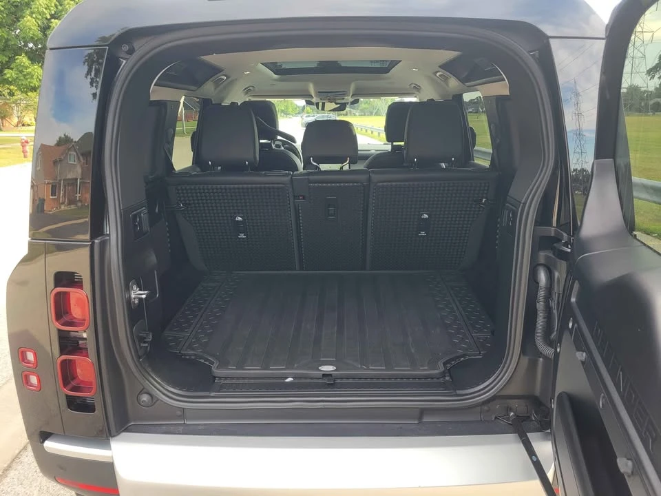 2024 Land Rover Defender L663 - Image 18 of 20