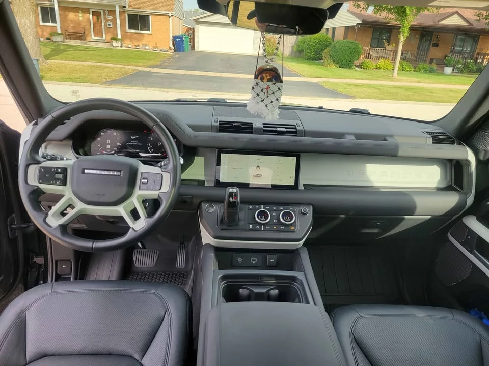 2024 Land Rover Defender L663 - Image 8 of 20