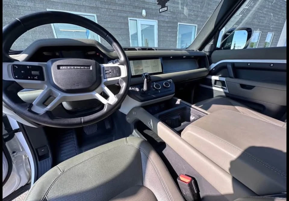 2024 Land Rover Defender L663 - Image 8 of 12