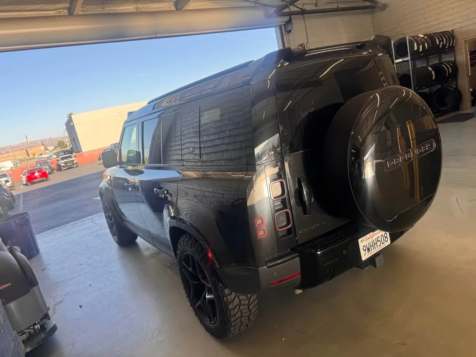 2024 Land Rover Defender L663 - Image 2 of 4