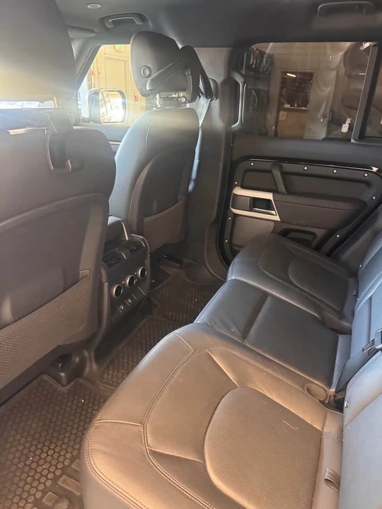 2024 Land Rover Defender L663 - Image 4 of 4