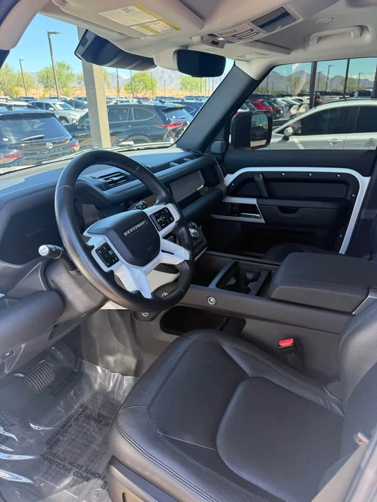 2024 Land Rover Defender L663 - Image 3 of 11