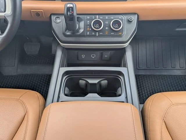 2024 Land Rover Defender L663 - Image 13 of 18