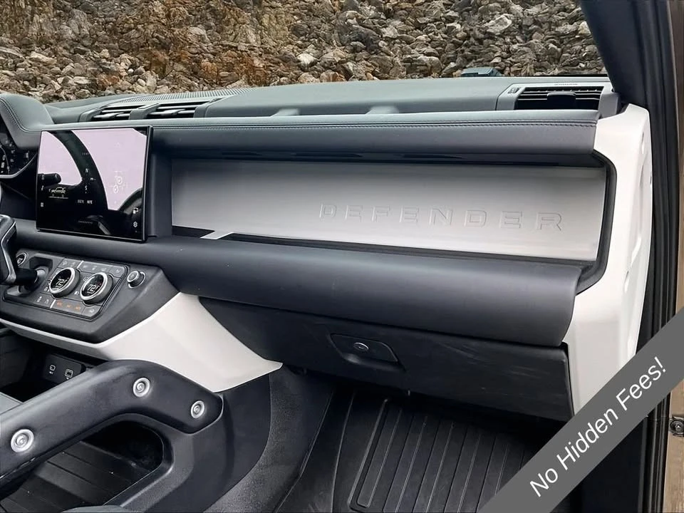 2024 Land Rover Defender L663 - Image 14 of 20