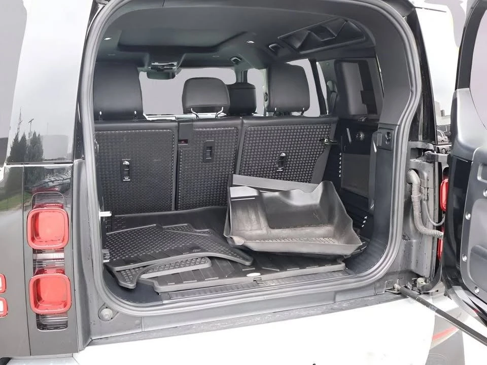 2024 Land Rover Defender L663 - Image 15 of 20