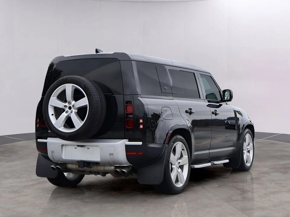 2024 Land Rover Defender L663 - Image 7 of 20