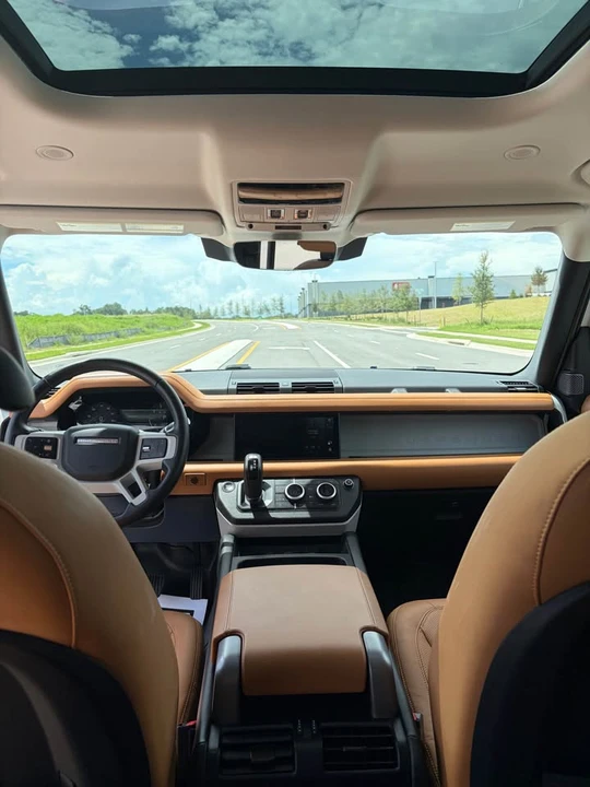 2024 Land Rover Defender L663 - Image 8 of 11