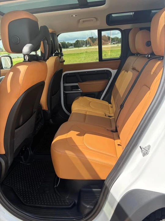 2024 Land Rover Defender L663 - Image 10 of 11