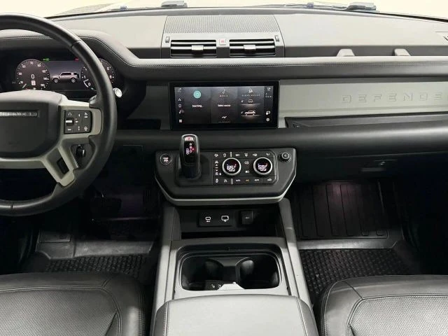 2024 Land Rover Defender L663 - Image 24 of 31