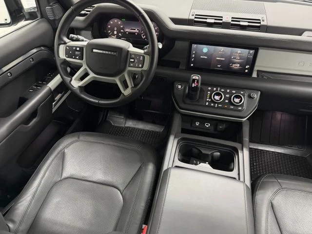 2024 Land Rover - Image 23 of 31