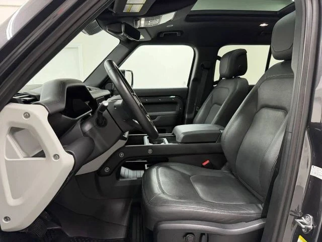 2024 Land Rover Defender L663 - Image 13 of 31
