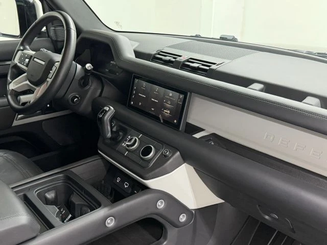2024 Land Rover - Image 22 of 31