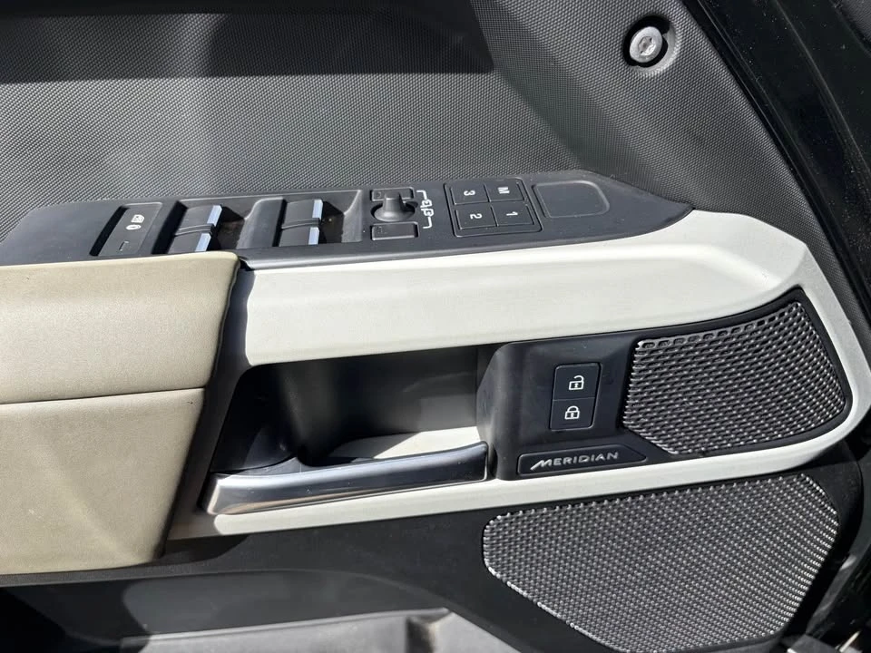 2024 Land Rover Defender L663 - Image 17 of 17