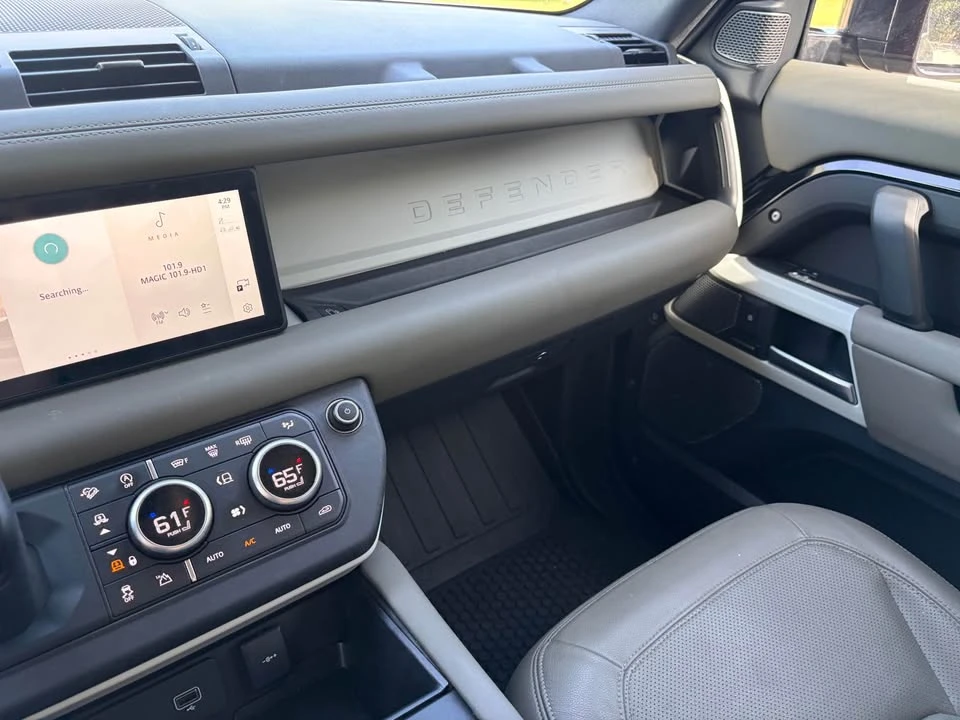2024 Land Rover Defender L663 - Image 14 of 17