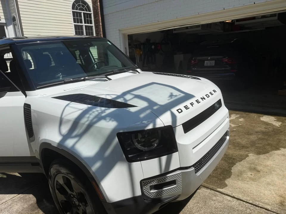 2024 Land Rover Defender L663 - Image 3 of 8