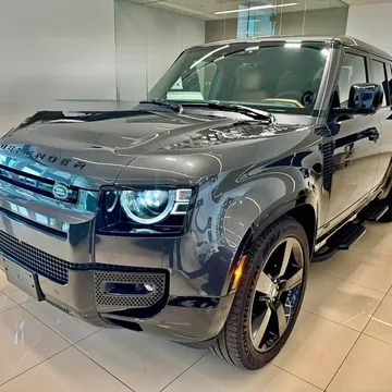 2024 Land Rover Defender 110 V8