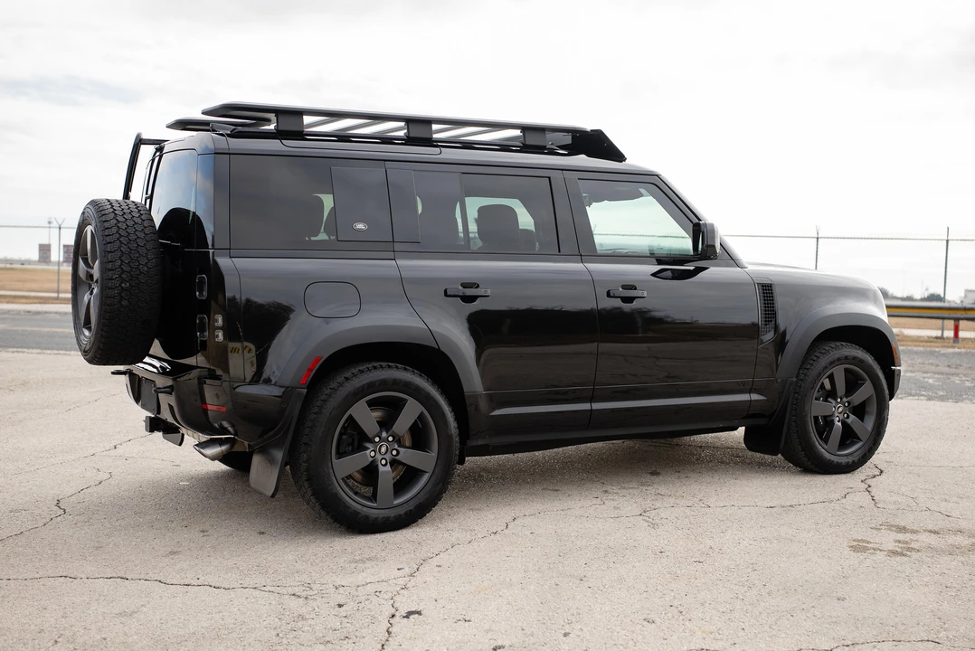 2024 Land Rover Defender L663 - Image 13 of 21
