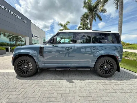 2024 Land Rover Defender 110 V8 Sport Utility 4D