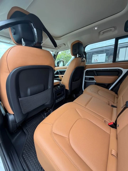 2024 Land Rover Defender V8 - Image 9 of 13