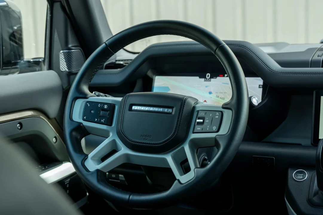 2024 Land Rover Defender L663 - Image 26 of 31