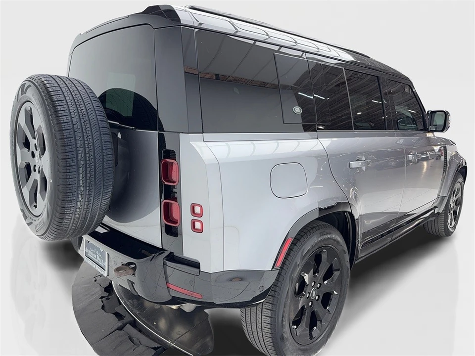 2024 Land Rover Defender L663 - Image 9 of 12
