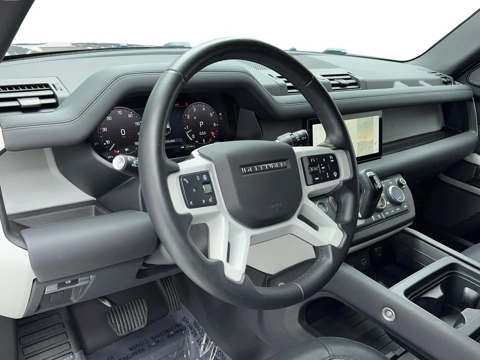2024 Land Rover Defender L663 - Image 14 of 21