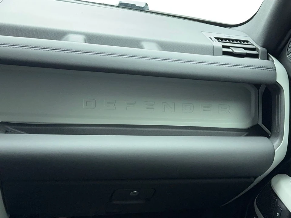 2024 Land Rover Defender L663 - Image 20 of 21