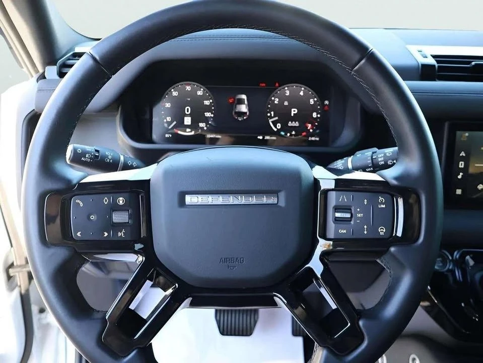 2024 Land Rover Defender L663 - Image 17 of 20